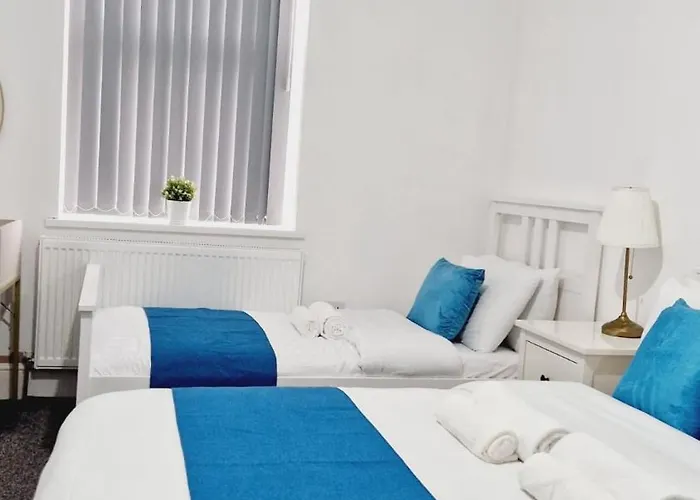 Kelso Апартаменти *